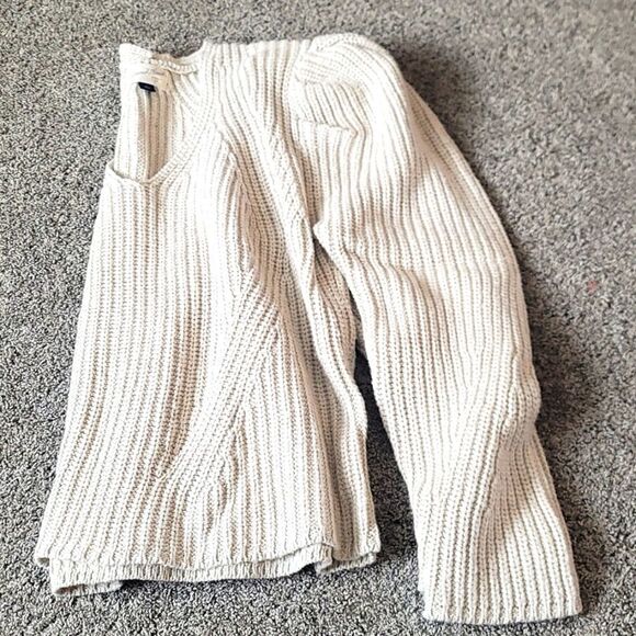 💥Women's/Junior's Puff Sleeve Sweater Sz XL - Picture 1 of 7